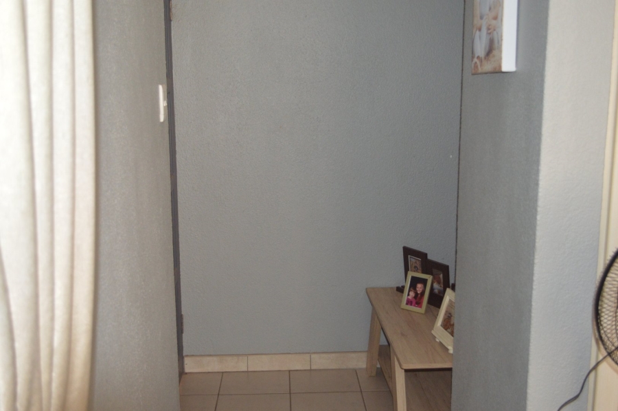 2 Bedroom Property for Sale in Doringkruin North West